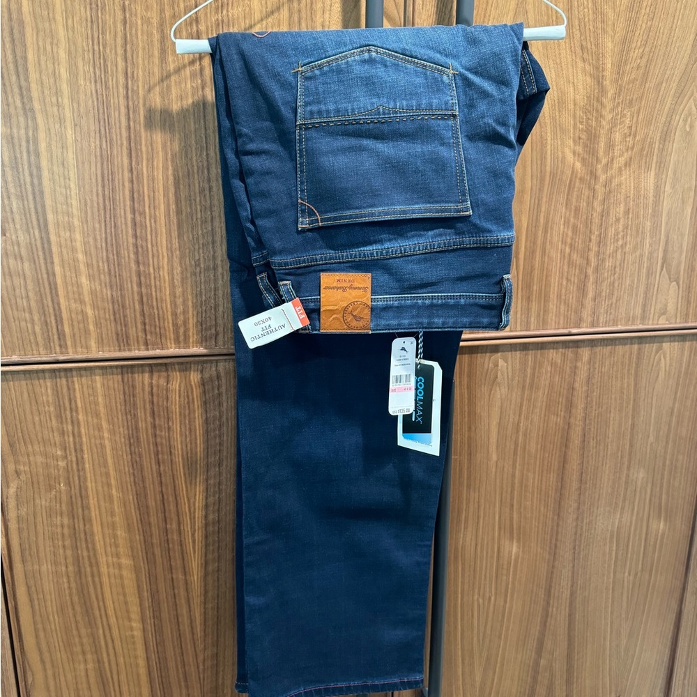 Timmy Bahama “authentic” style jeans. Never worn